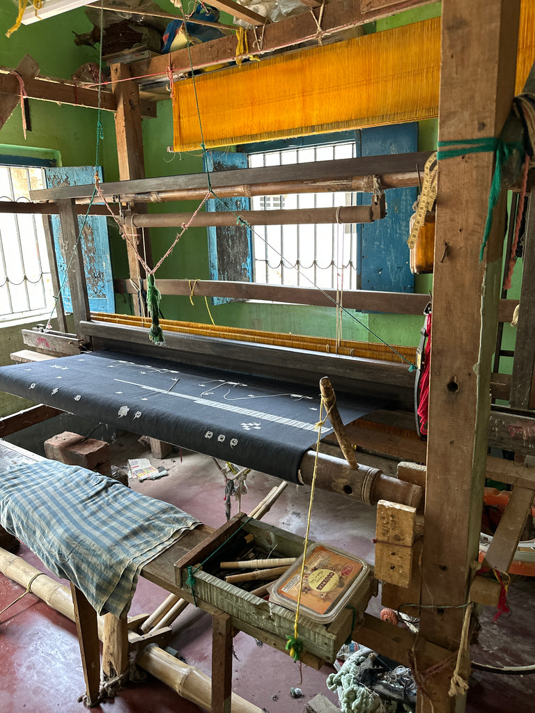The Timeless Craft of Handloom: Weaving Magic Without Electricity