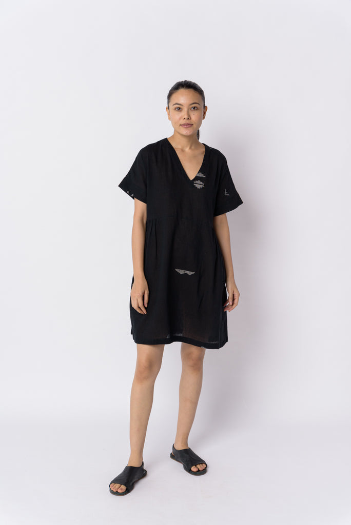 Timeless black short dress, most ethical clothing companies, responsible clothing brands, organic cotton dress, organic cotton online, cotton clothing store near me, lightweight cotton women's clothing, ethical women's clothing brands, ethical women's fashion, minimalist brands men's, minimalist chic style